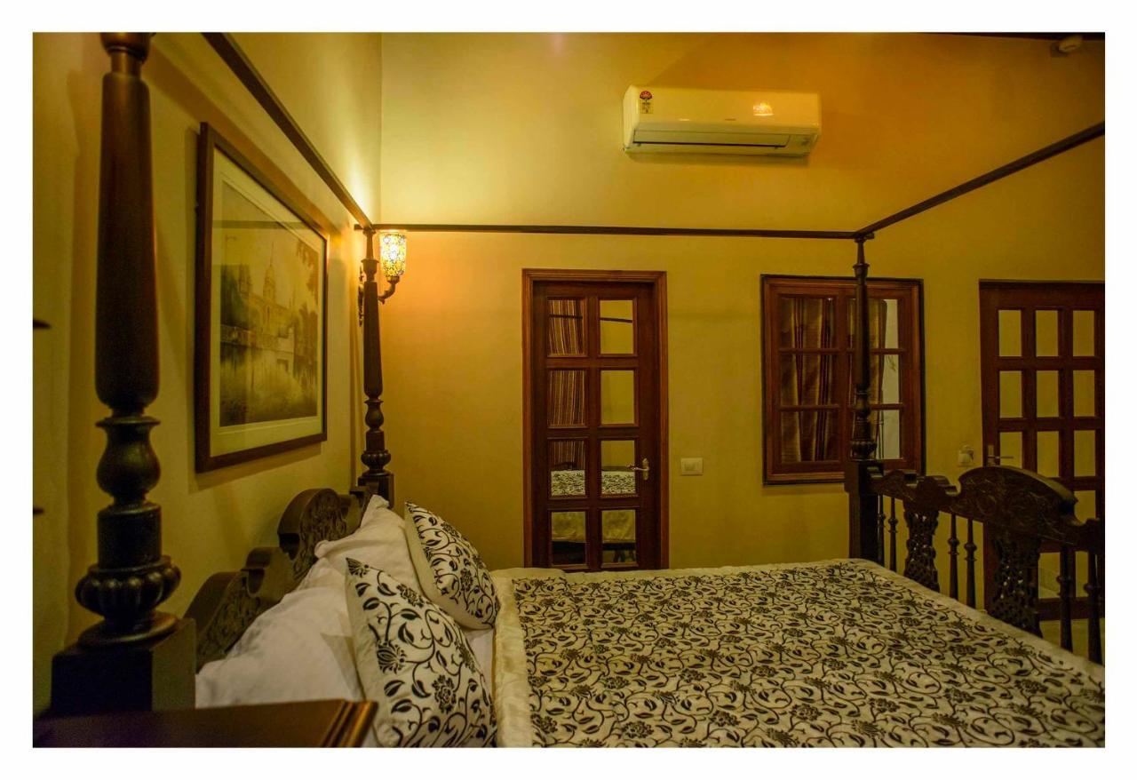 Hotel 233 Park Street Kalkuta Zewnętrze zdjęcie
