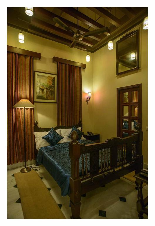 Hotel 233 Park Street Kalkuta Pokój zdjęcie