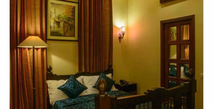 Hotel 233 Park Street Kalkuta Zewnętrze zdjęcie